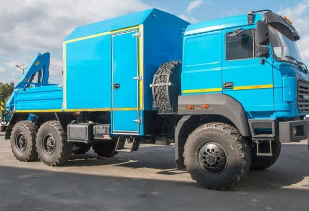 АРОК (Агрегат ремонта и обслуживания качалок) на шасси Урал 4320-80 (бескапотный) с КМУ ИМ-95