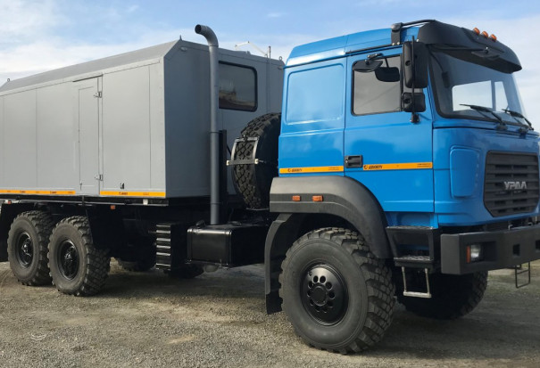 ППУА 1600/100 на шасси Урал 5557-82 (насос 1,1 ПТ)