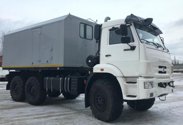 ППУА 2000/100 на шасси КАМАЗ 43118-50 (насос импортный)