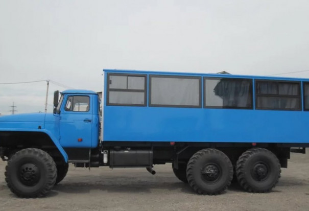 Вахтовый автобус Урал 3255-0013-61 28 мест