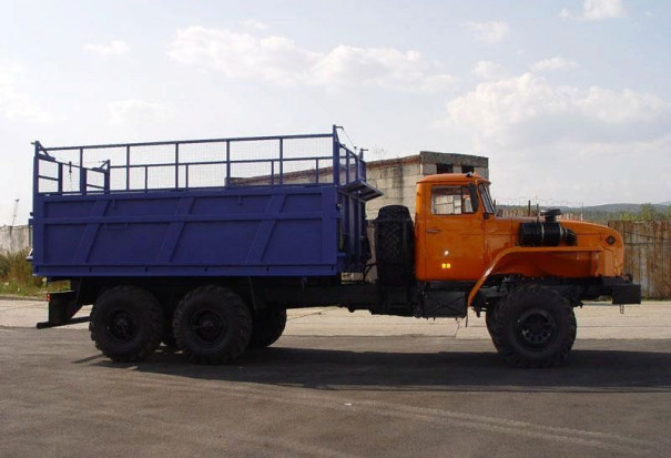 Самосвал Урал 4320(5557) капотный