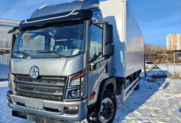 Фургон изотермический на шасси DAYUN X120 CGC1120D