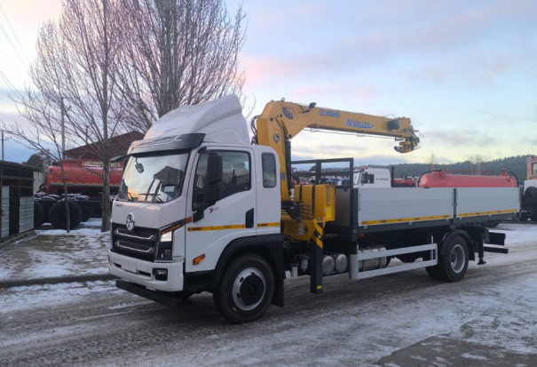 Бортовой автомобиль DAYUN X120 c КМУ XCMG SQS125
