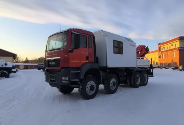 Передвижная ремонтная мастерская ПАРМ на шасси MAN с КМУ ИМ-95