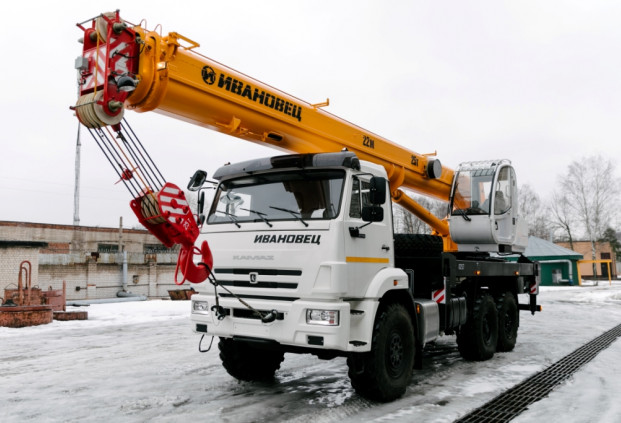 АВТОКРАН ИВАНОВЕЦ КС-45717К-3М на шасси KAMAЗ 43118 (стрела 22 м)