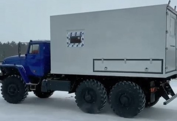 АИС (агрегата для исследования скважин) на шасси Урал 4320-60