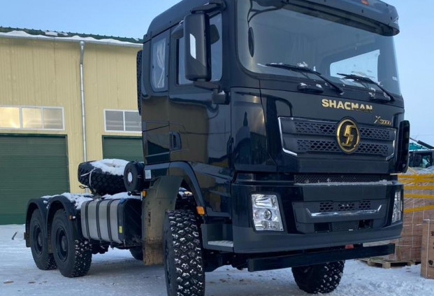 Тягач Shacman X3000 6х6 (SX42586W385C)